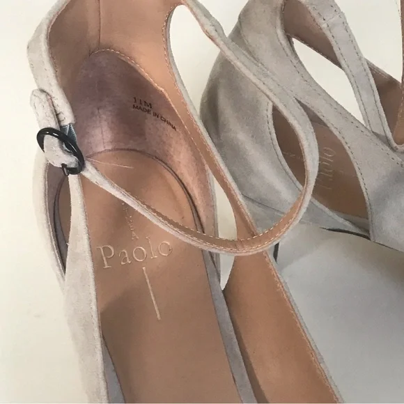 Linea Paolo Ladies’ Shoes - Size 11 M; 3 in. Heel - Picture 2 of 7